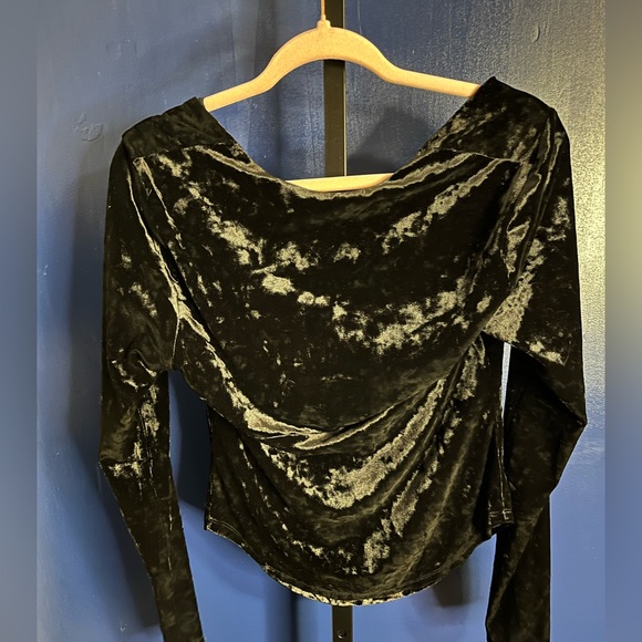 Free People Perfect Date Velvet Top Black - Picture 3 of 3